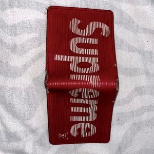 Supreme wallet